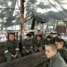 Lektorzy na paintballu w hałcnowskim lesie